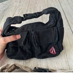 1 Volcom purse